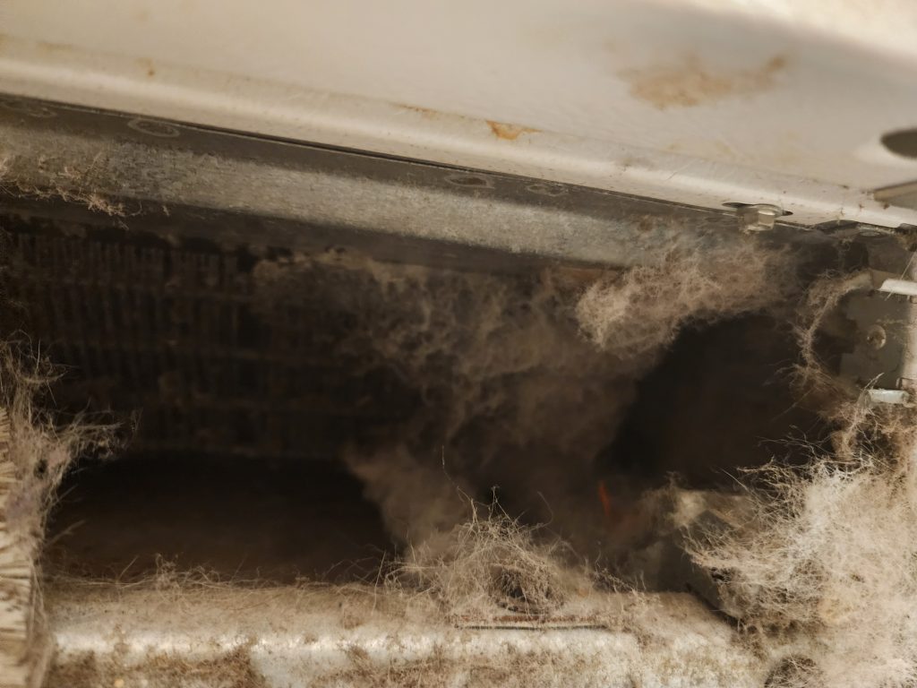 dirty refrigerator coils
